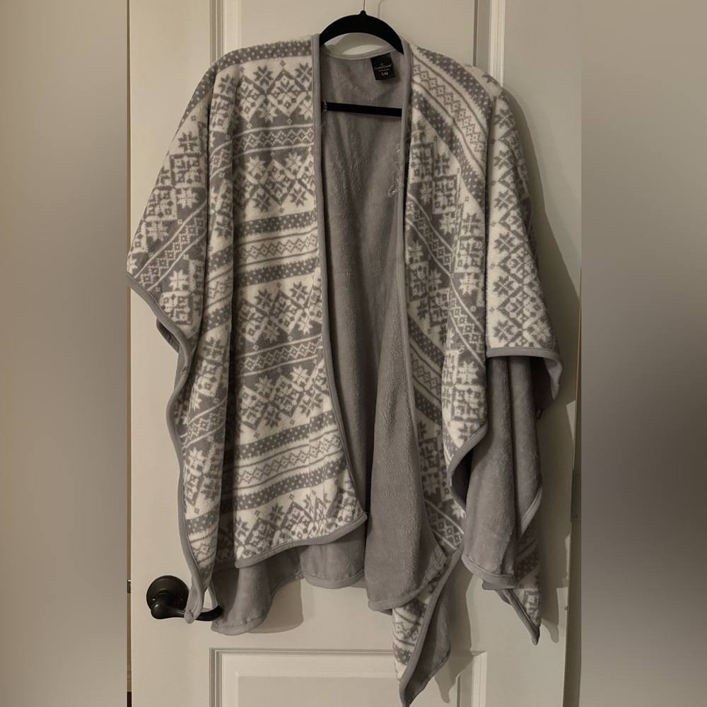 Cozy Grey Fair Isle Wrap - Women’s Soft Fleece Poncho